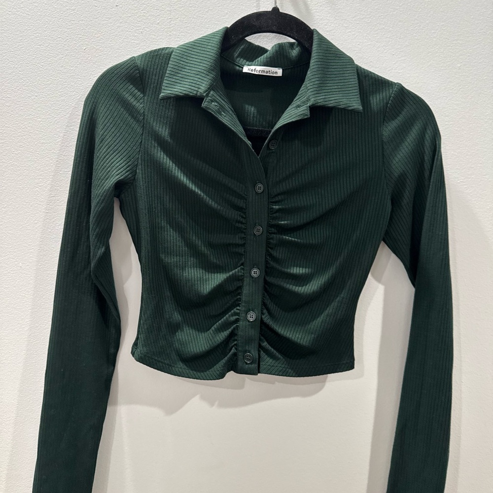 Green Collared Long Sleeve Top
